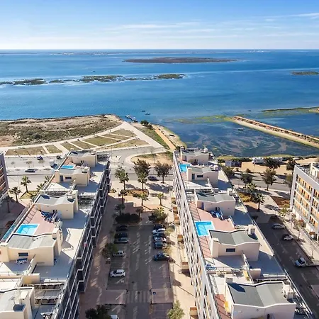 شقة Privilege Les Mouettes With Rooftop Pool, Village Marina - Olhão