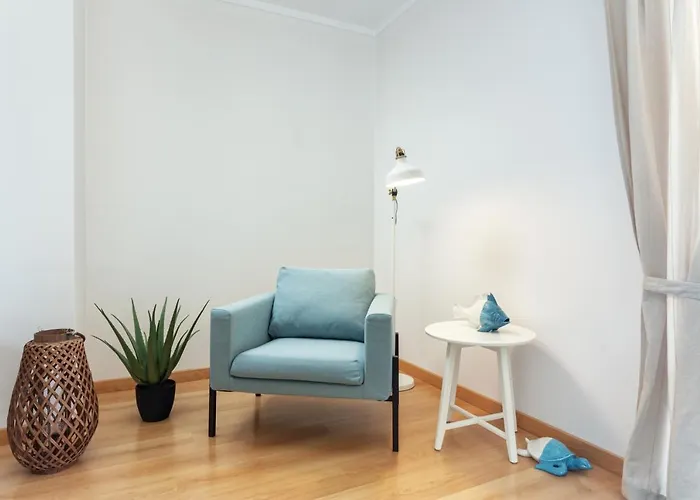 Privilege Les Mouettes With Rooftop Pool, Village Marina - 아파트 오양